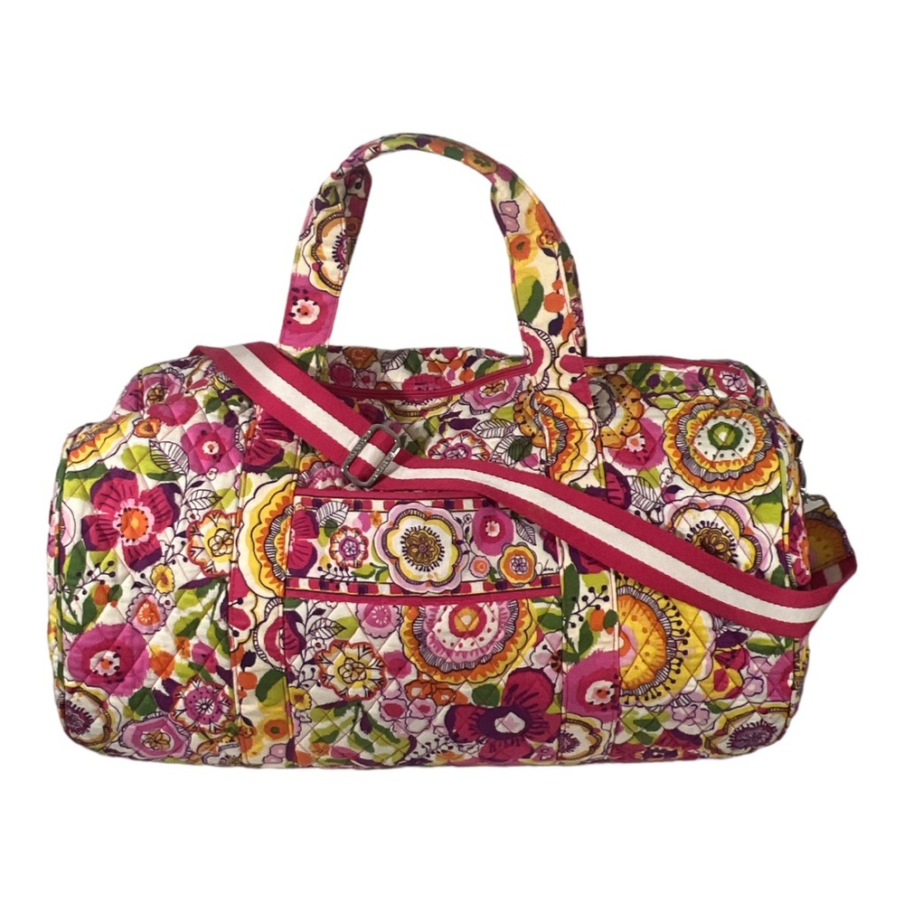 Vera Bradley Large Duffel RETIRED PATTERN‎
